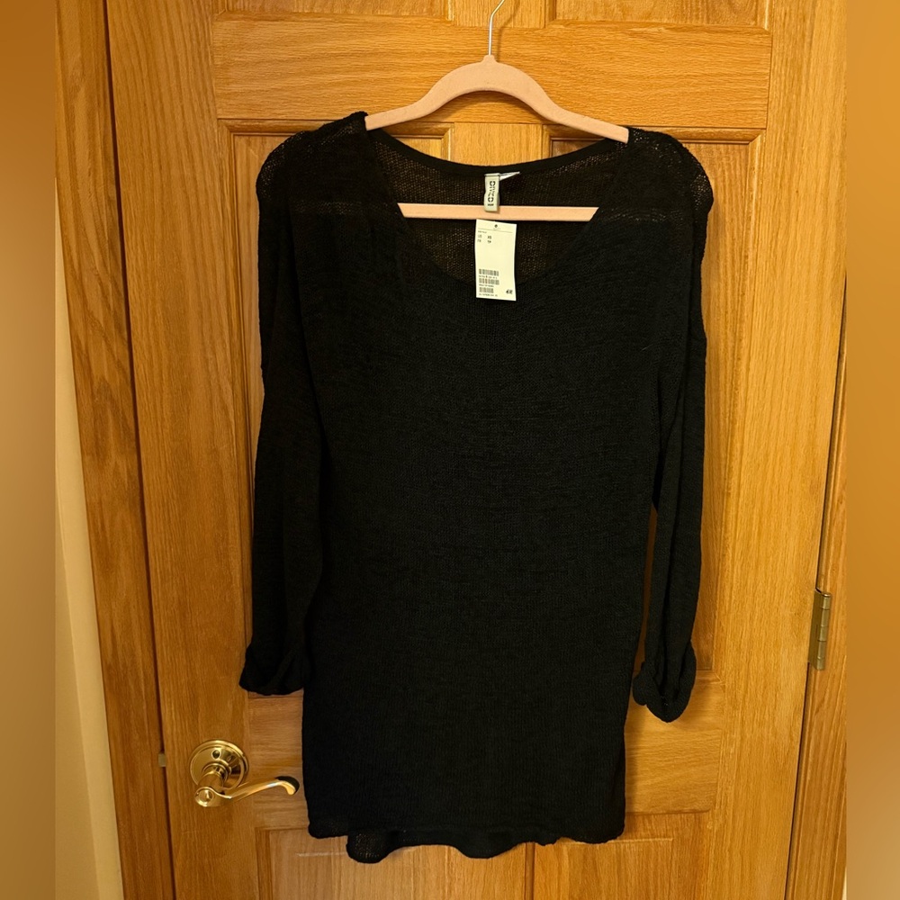 Brand new with tags H&M DIVIDED black sweater tunic. Size XS